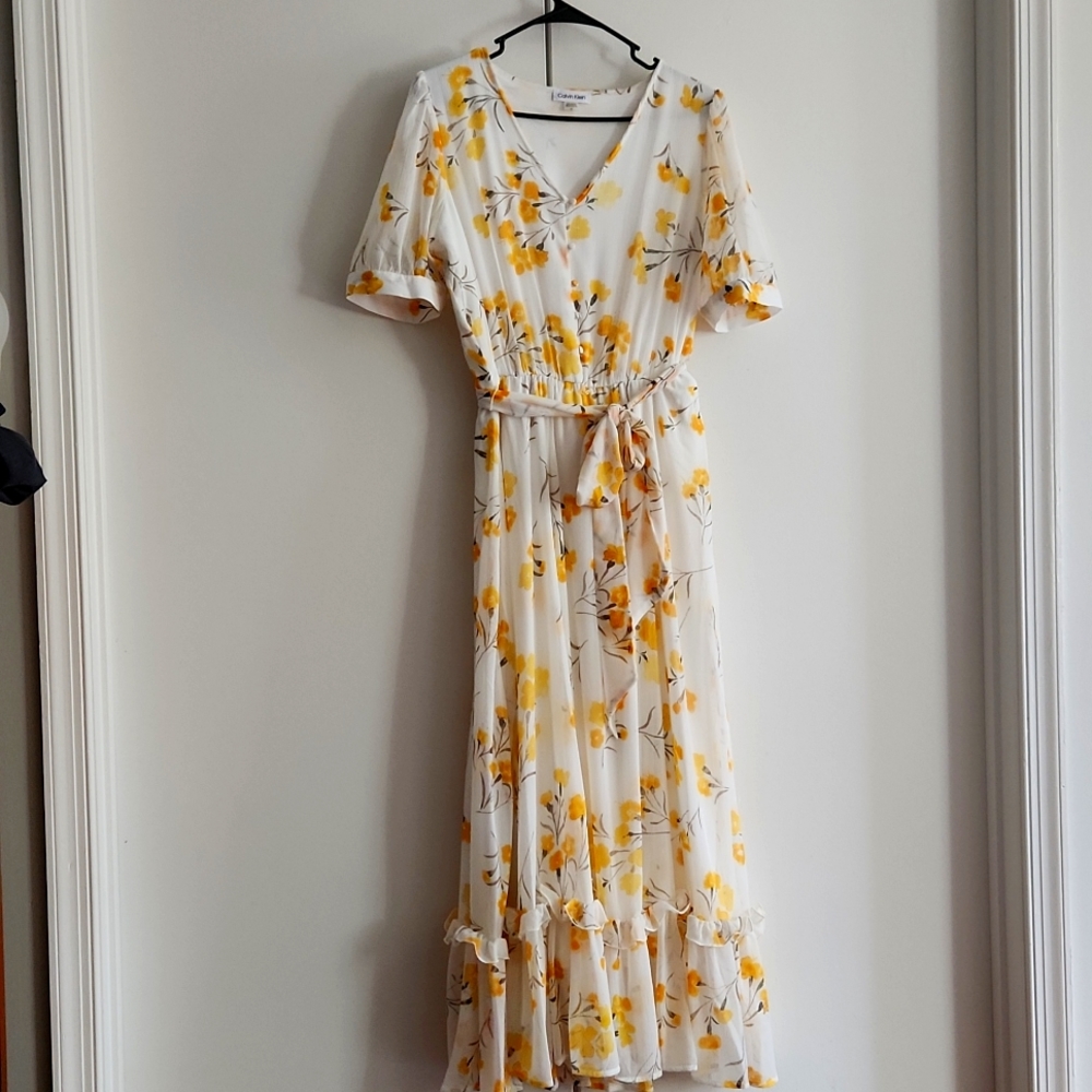 Calvin Klein Floral Short Sleeve Maxi Dress